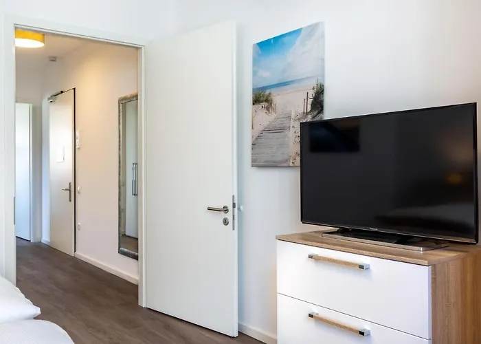 Ostseeallee Ostseeallee 2-08